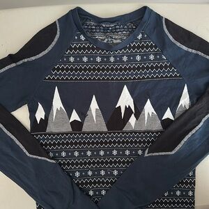 Sweaty Betty NWT Peak Ski Base Layer
Top - Blue Mountain SMALL